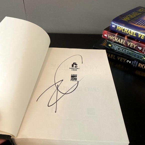 Michael Vey by Richard Paul Evans Books 1-5 Autographed - Picture 3 of 13